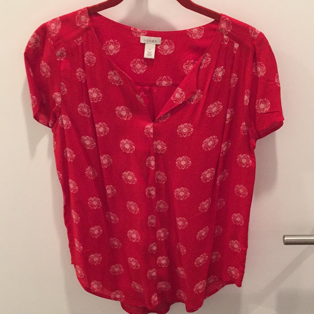hinge short-sleeved blouse, size small